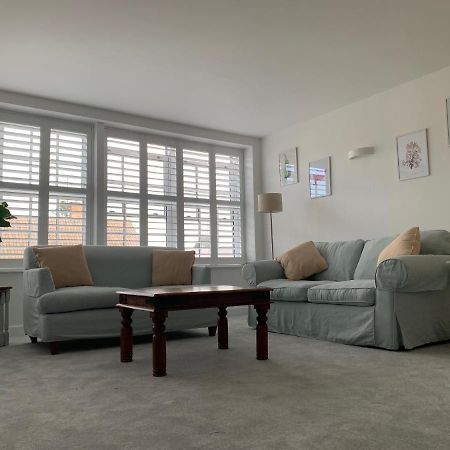 Newly Refurbished Uplyme Getaway Apartment Exterior foto